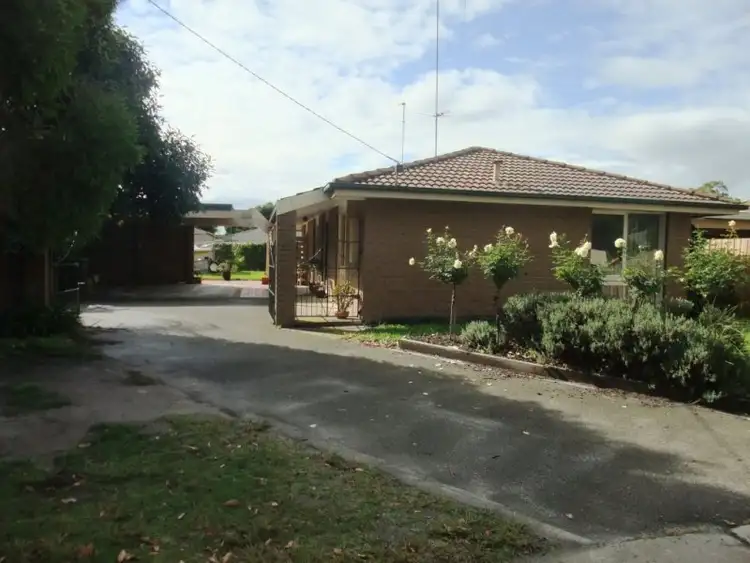 30 James Parade, Traralgon VIC 3844