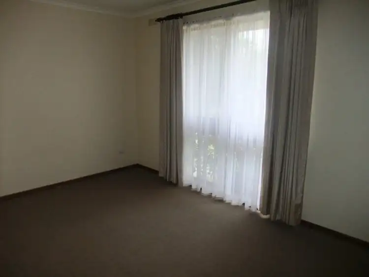 Sixth view of Homely house listing, 9 Nixon Court, Traralgon VIC 3844