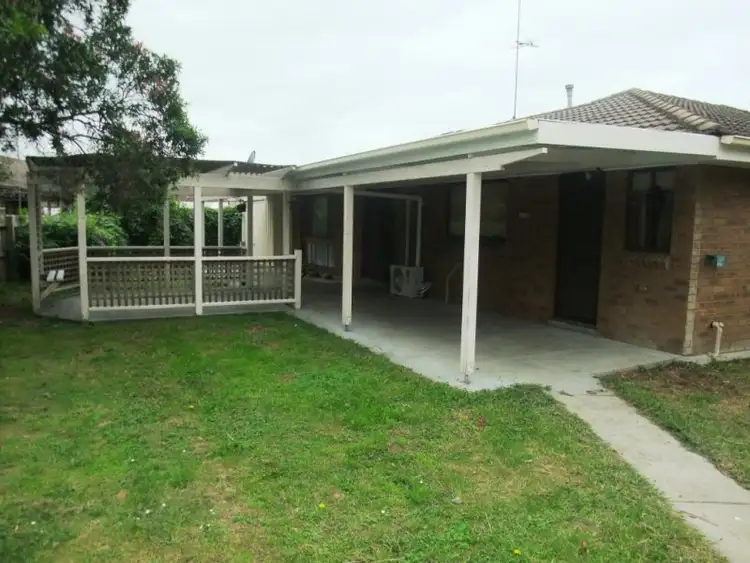 Seventh view of Homely house listing, 9 Nixon Court, Traralgon VIC 3844
