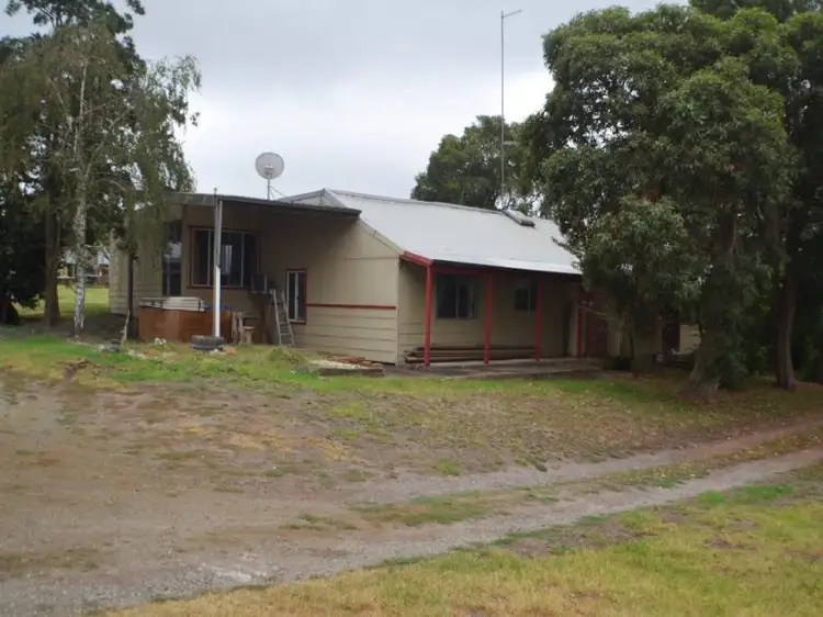 160 Yinnar Road, Hazelwood VIC 3840