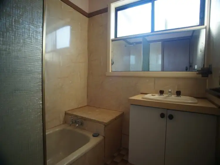 Fifth view of Homely house listing, 38 Hyland Street, Morwell VIC 3840