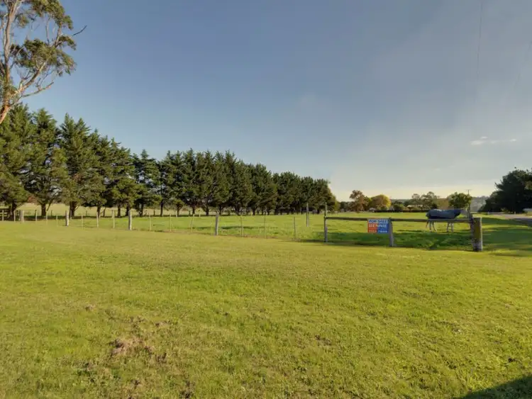 Second view of Homely rural property listing, 15 Nuttalls Road, Yinnar VIC 3869