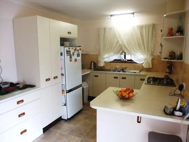Sixth view of Homely house listing, 7 Karlo Court, Morwell VIC 3840