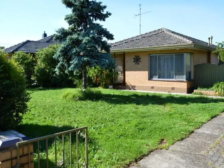 8 Travers Street, Morwell VIC 3840