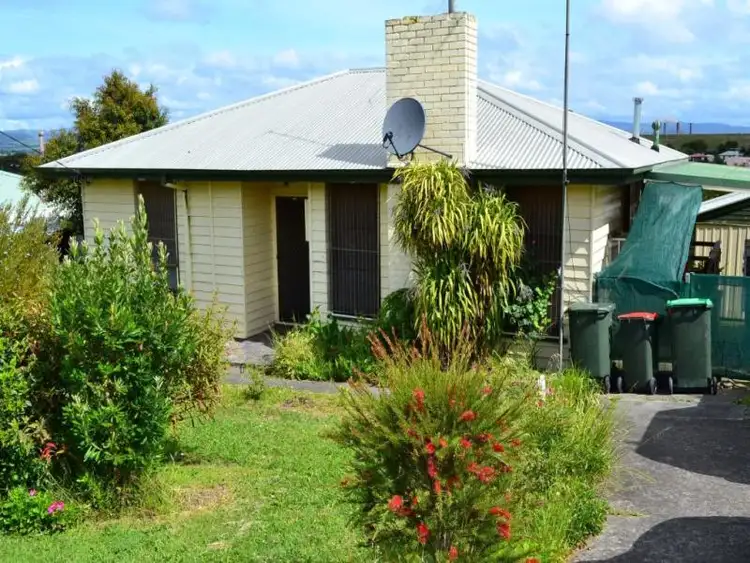 22 Barry Street, Morwell VIC 3840