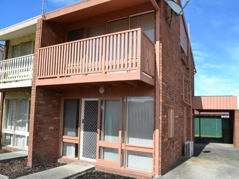 Main view of Homely townhouse listing, 4/3 Opal Place, Morwell VIC 3840
