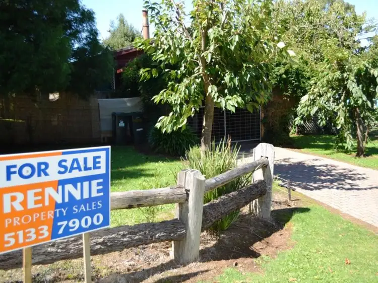 8 Jordan Court, Rawson VIC 3825