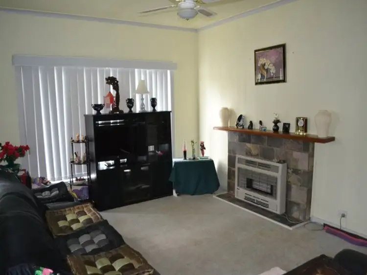 Second view of Homely house listing, 10 Polden Crescent, Morwell VIC 3840
