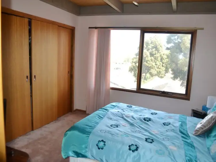 Seventh view of Homely townhouse listing, 9 Sunderland Circuit, Traralgon VIC 3844