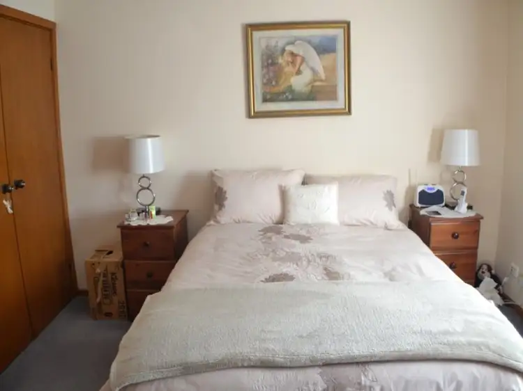 Fifth view of Homely unit listing, 70 Dell Circuit, Morwell VIC 3840