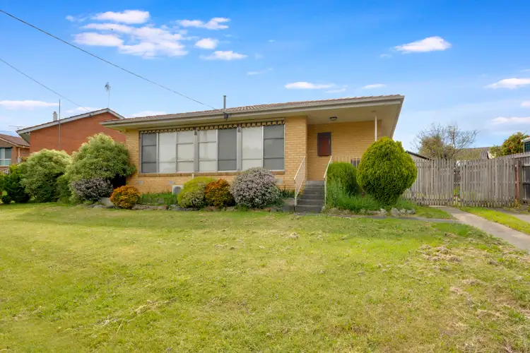 6 Manning Drive, Churchill VIC 3842