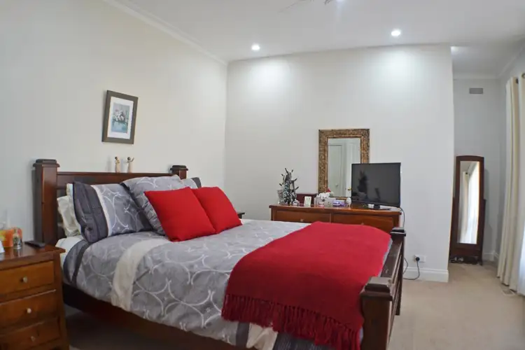 Fifth view of Homely house listing, 10 Madden Street, Morwell VIC 3840