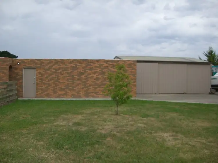 Fourth view of Homely house listing, 10 Fenton Way, Hazelwood North VIC 3840