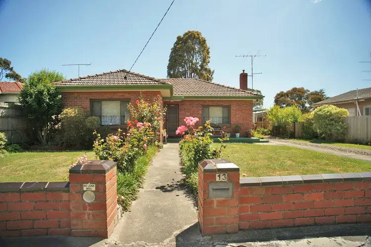 13 Jill Street, Morwell VIC 3840