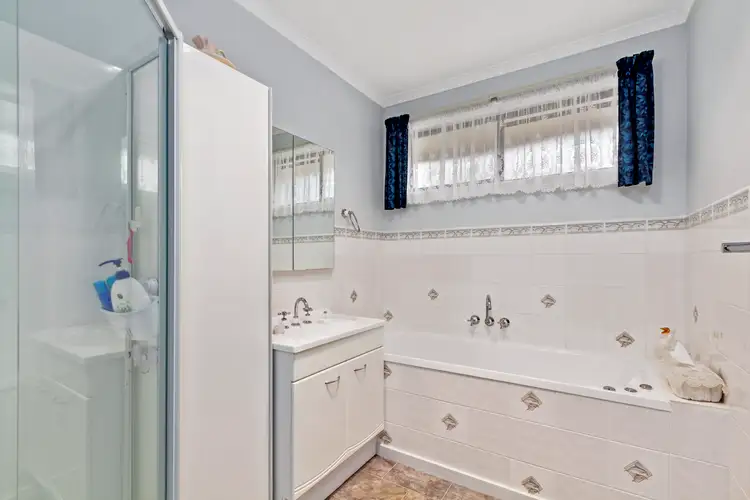 Sixth view of Homely unit listing, 2/17 Davey Street, Morwell VIC 3840