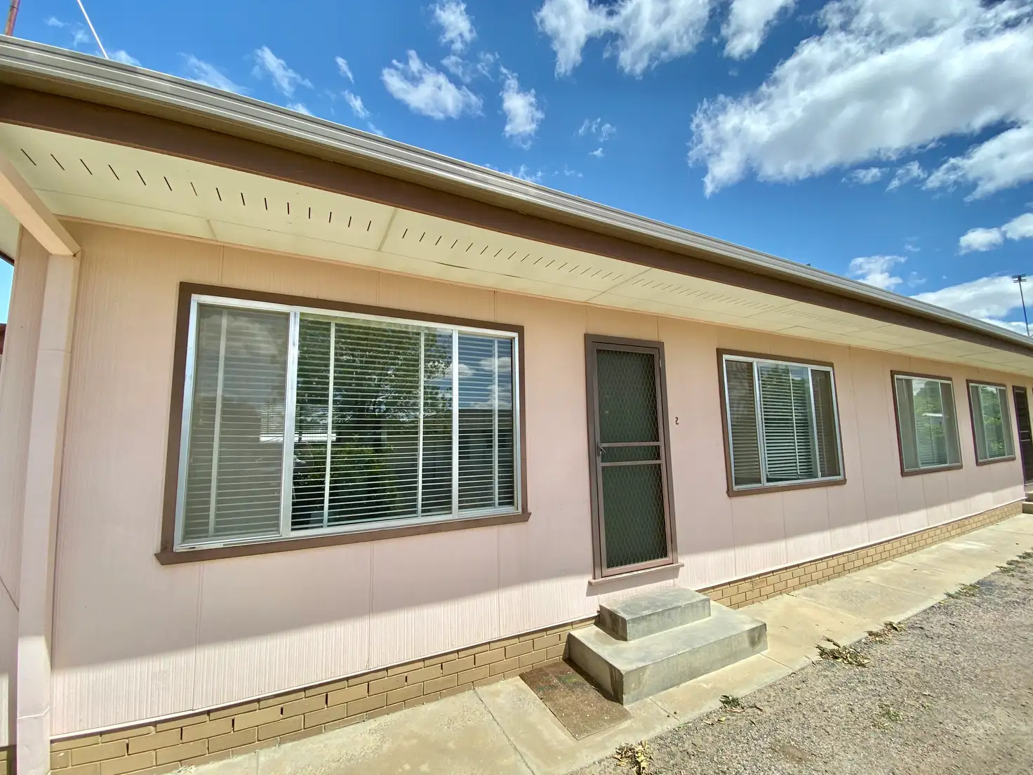 Main view of Homely unit listing, 2/227 EDWARD STREET, Hay NSW 2711