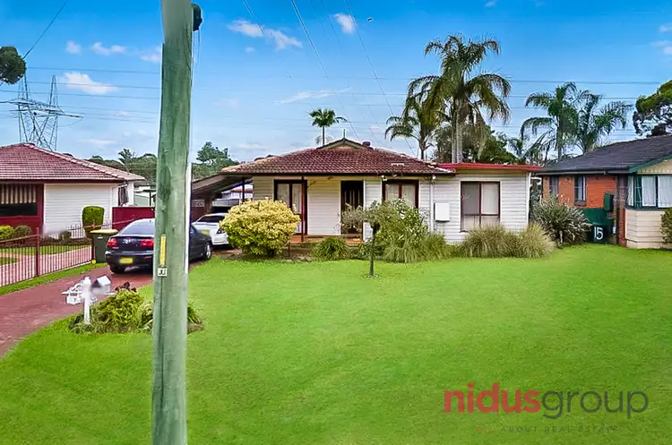 13 Siemens Crescent, Emerton NSW 2770