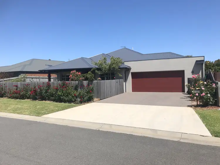 7 Plover Way, Inverloch VIC 3996