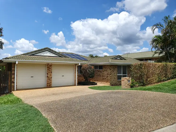 6 GHOST GUM COURT