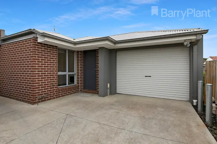 3/4 Salmond Street, Deer Park VIC 3023