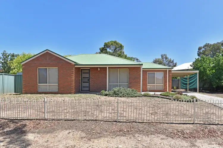 43 Railway Street, Kangaroo Flat VIC 3555