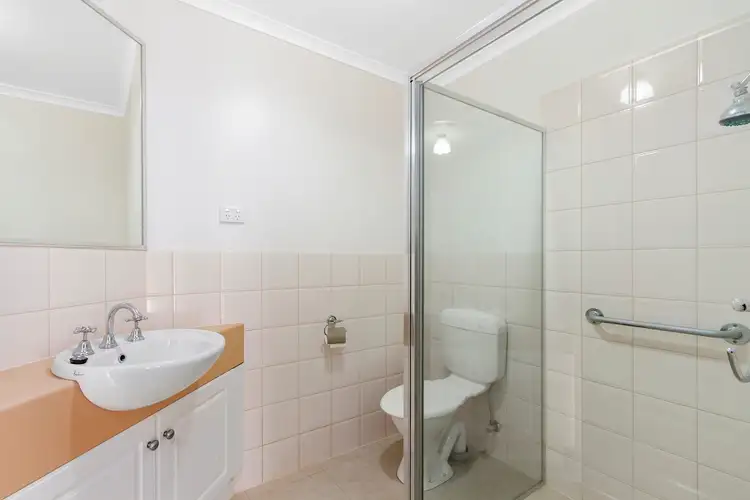 Fifth view of Homely townhouse listing, 4/2 Wallace Street, Morwell VIC 3840