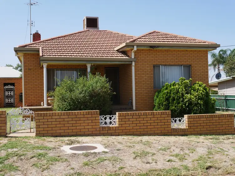 49 Ferrier Street, Narrandera NSW 2700