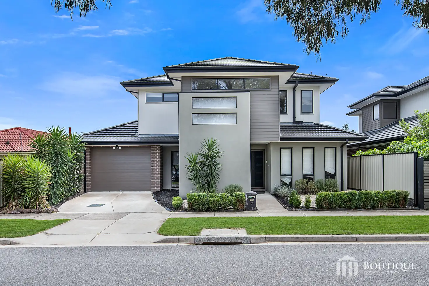 Main view of Homely townhouse listing, 33A Sunnyvale Crescent, Keysborough VIC 3173