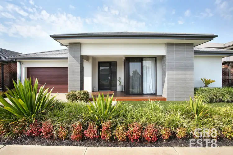 14 Erindale Street, Cranbourne West VIC 3977