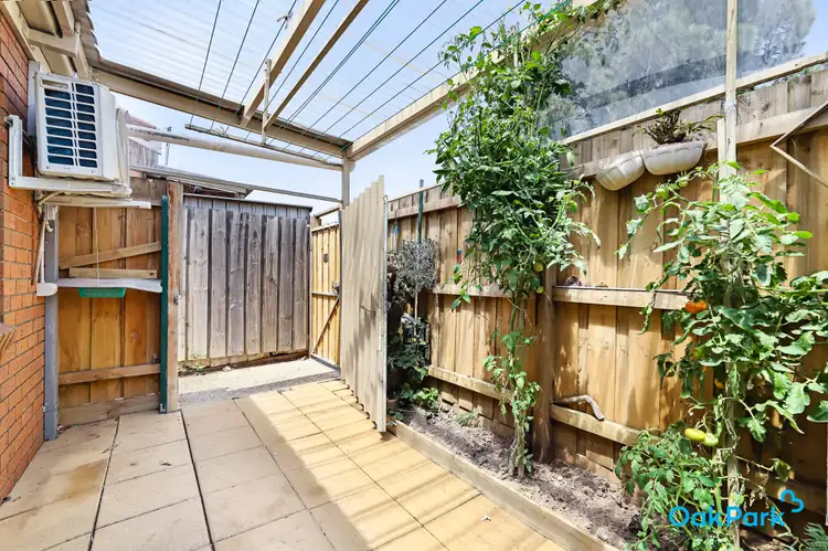 Fifth view of Homely unit listing, 17/16 South Circular Road, Gladstone Park VIC 3043