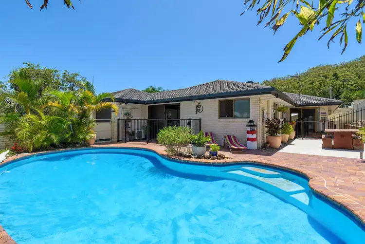 35 RUMBALARA AVENUE, Rainbow Beach QLD 4581