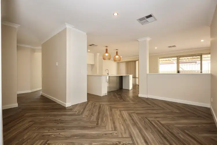 Seventh view of Homely house listing, 7 JALNA COURT, Ballajura WA 6066