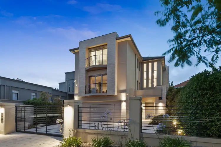 52 Duncraig Road, Applecross WA 6153