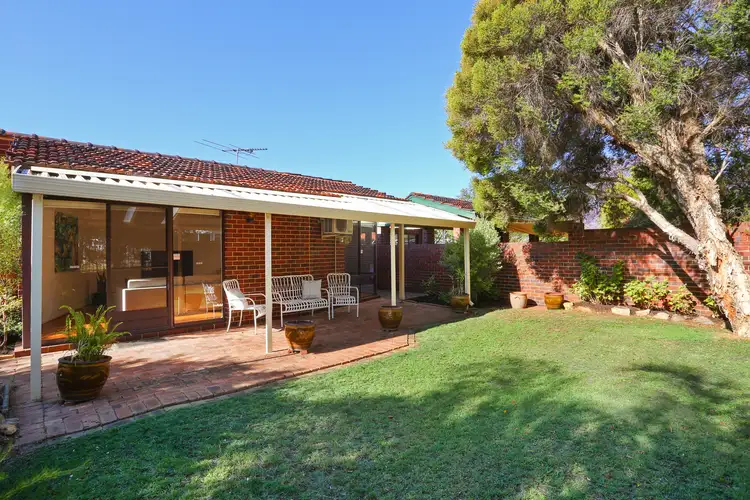 10A Macrae Road, Applecross WA 6153