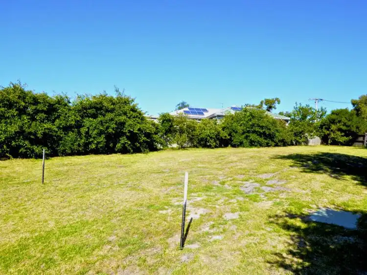 40 Wakool Avenue, Rosebud VIC 3939
