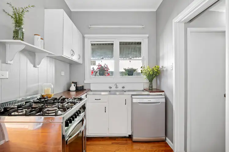 Fifth view of Homely house listing, 6 Boulton Court, Greensborough VIC 3088