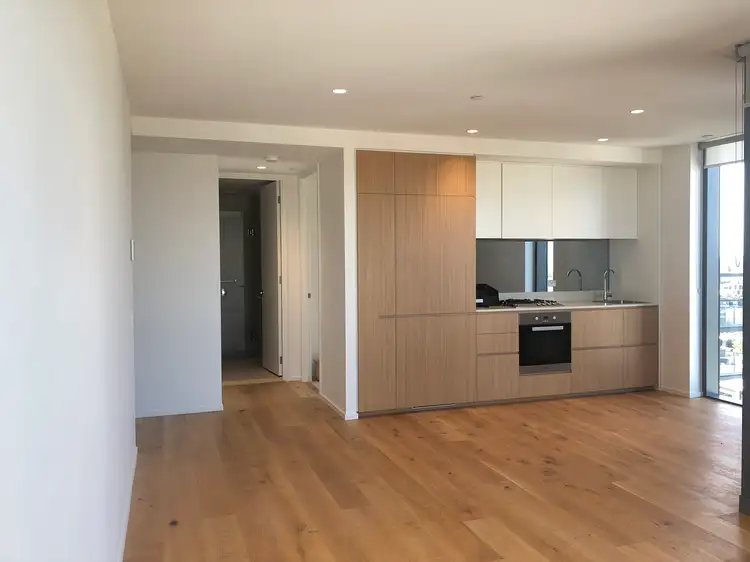 8E Evergreen Mews