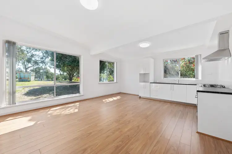 8A Gaull Place, Embleton WA 6062