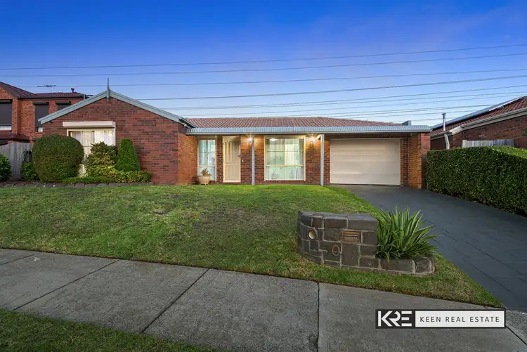 30 Geraldine Drive, Hampton Park VIC 3976
