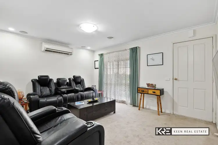 Second view of Homely house listing, 30 Geraldine Drive, Hampton Park VIC 3976