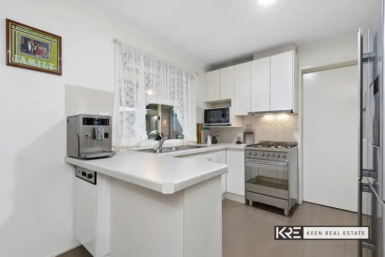Fourth view of Homely house listing, 30 Geraldine Drive, Hampton Park VIC 3976