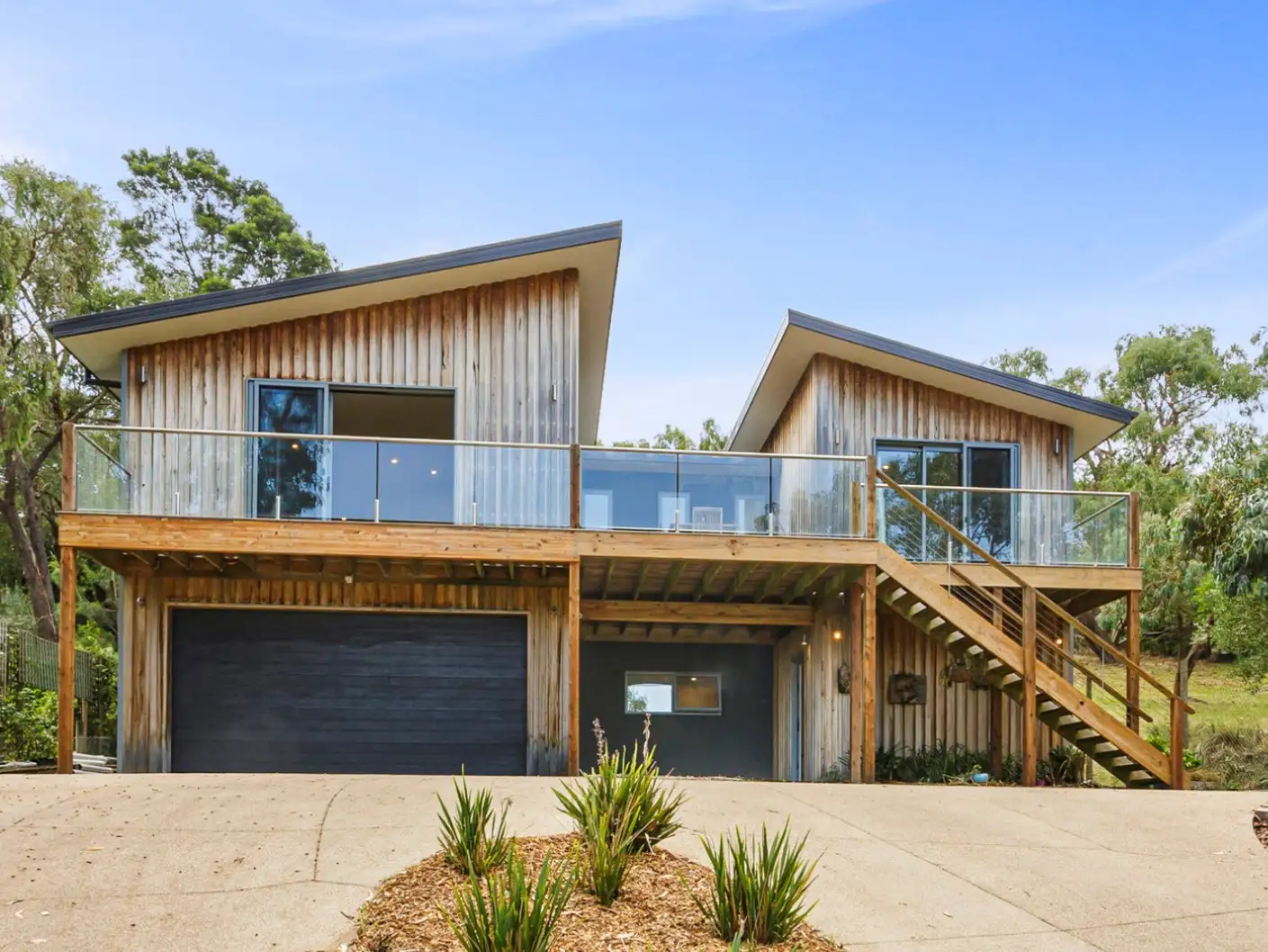 Main view of Homely house listing, 4 Avalon Drive, Rosebud VIC 3939