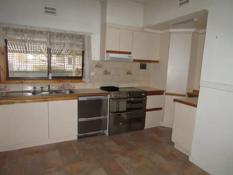 Fifth view of Homely house listing, 18 Kelsall Street, Warracknabeal VIC 3393
