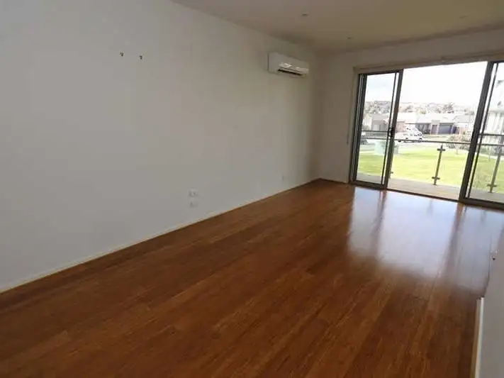 Fifth view of Homely unit listing, 35/60 Cradle Mountain Drive, Craigieburn VIC 3064