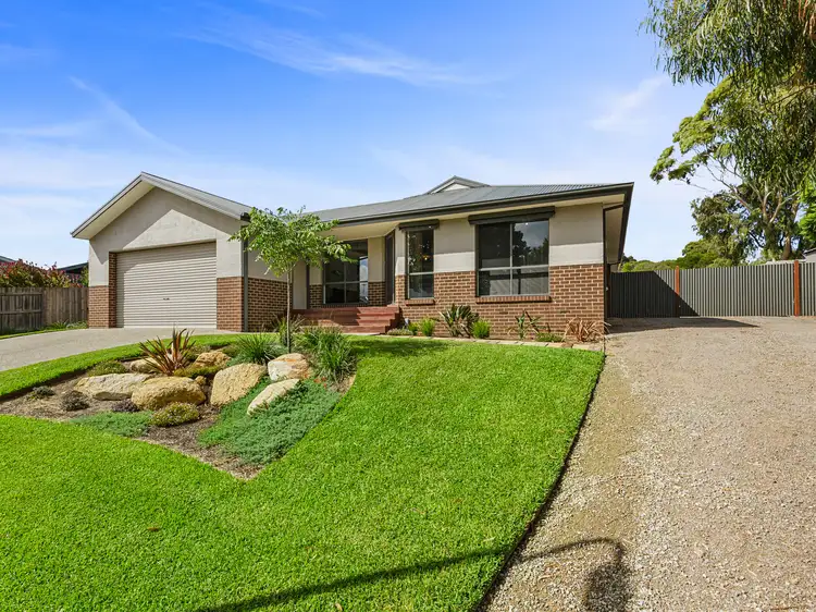 60 Bayview Avenue, Rosebud VIC 3939