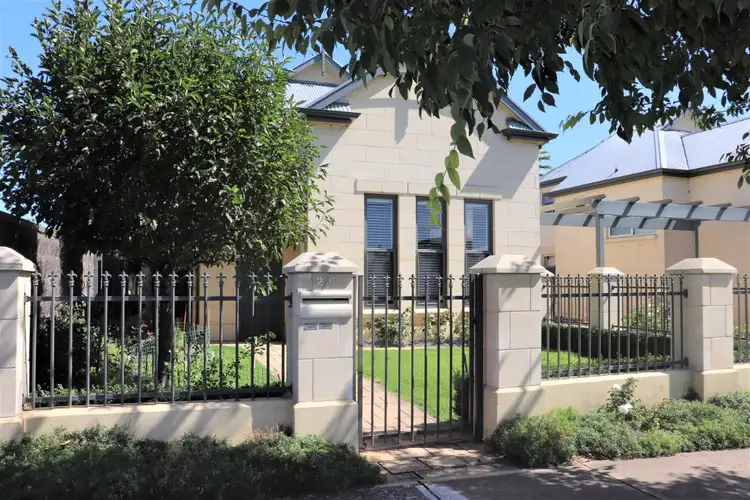 Second view of Homely townhouse listing, 2/6 Heriot Street, Mount Gambier SA 5290