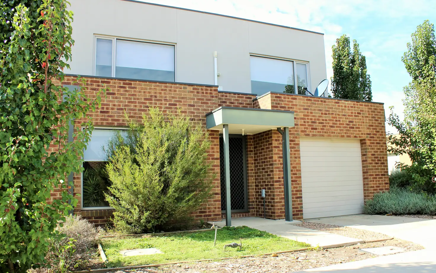 Main view of Homely townhouse listing, 9/131 HAVLIN STREET, Flora Hill VIC 3550