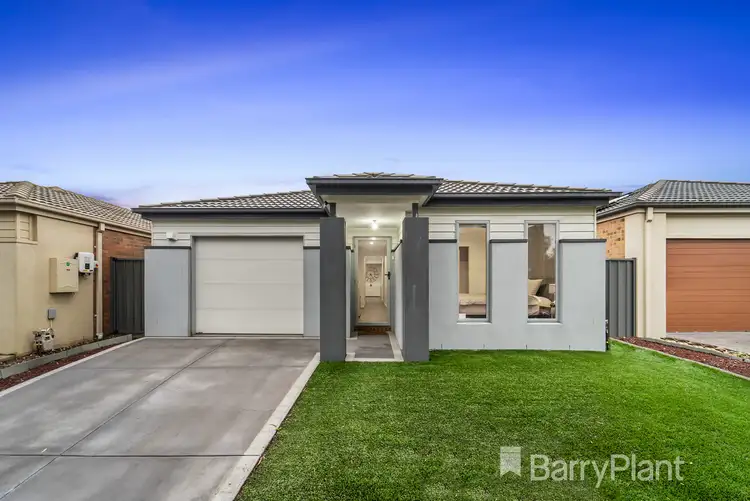 14 Meakin Way, Deer Park VIC 3023