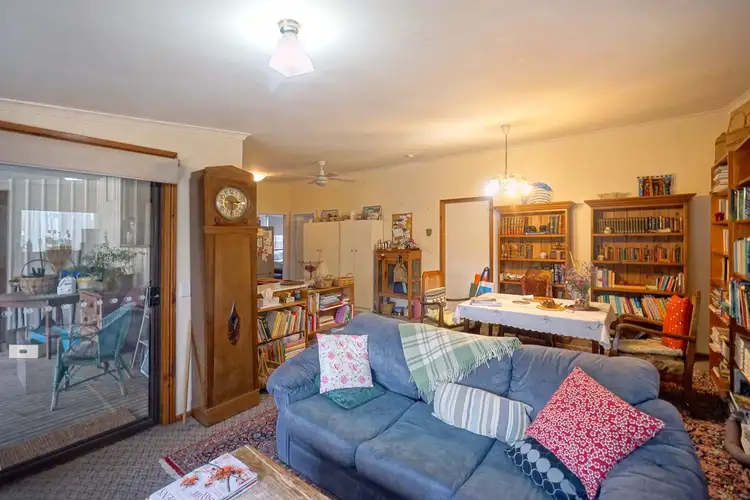 4 Hannah Street, Clunes VIC 3370