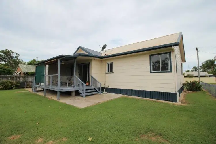 5 RILEY STREET, Urangan QLD 4655